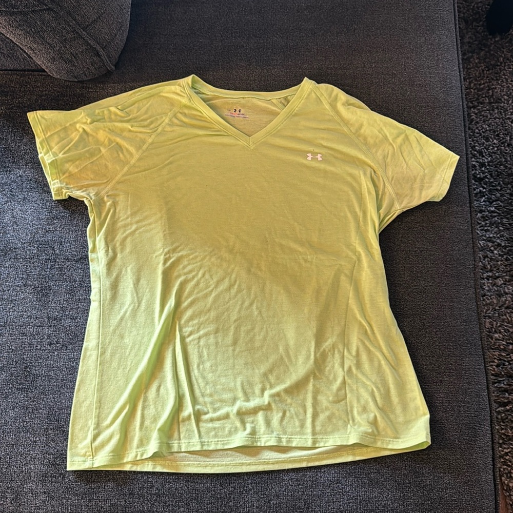 Under armour v-neck tshirt
